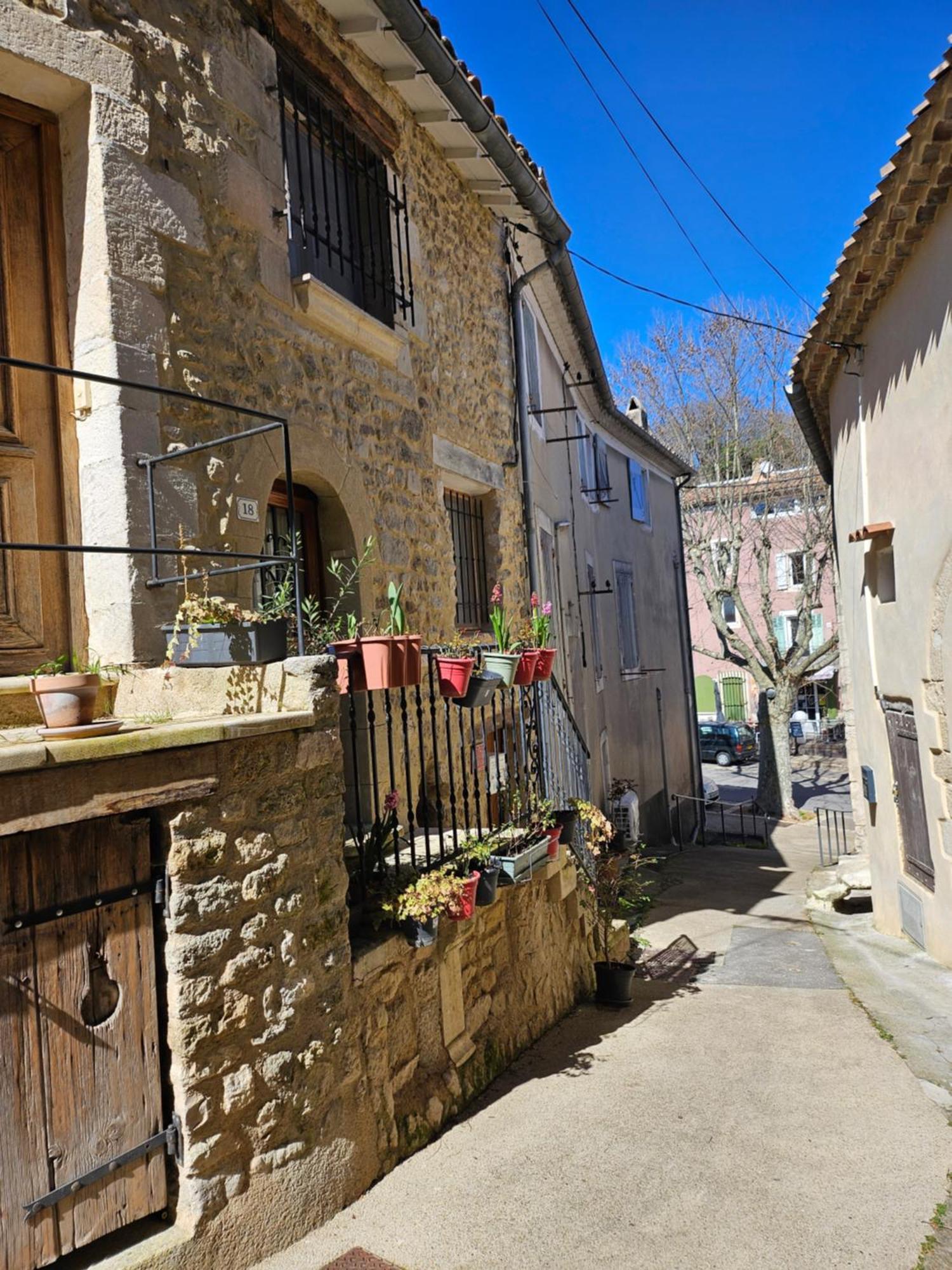 La Petite Maison Céreste Exterior foto