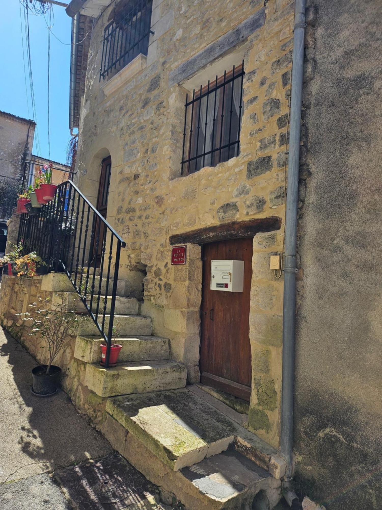 La Petite Maison Céreste Exterior foto